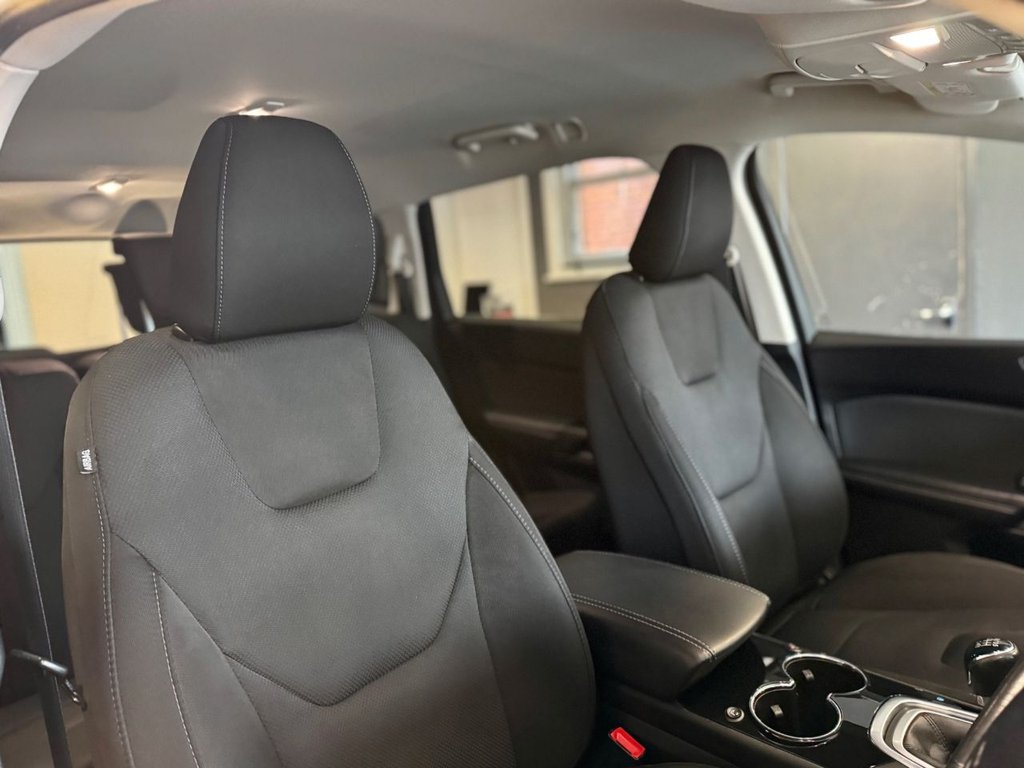 Used Ford S-Max 2017 for sale - 77583738: Photo 14