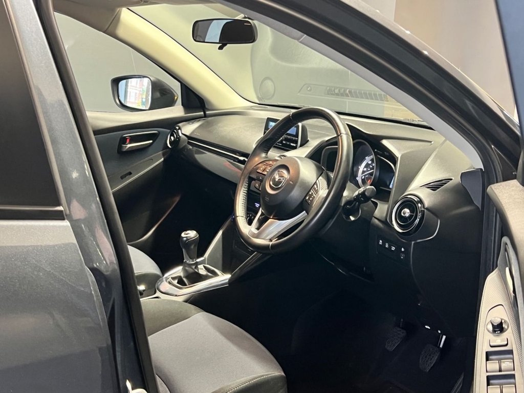 Used Mazda Mazda2 2015 for sale - 76496858: Photo 14