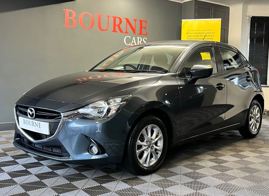 Used Mazda Mazda2 2015 for sale - 76496858: Photo 2