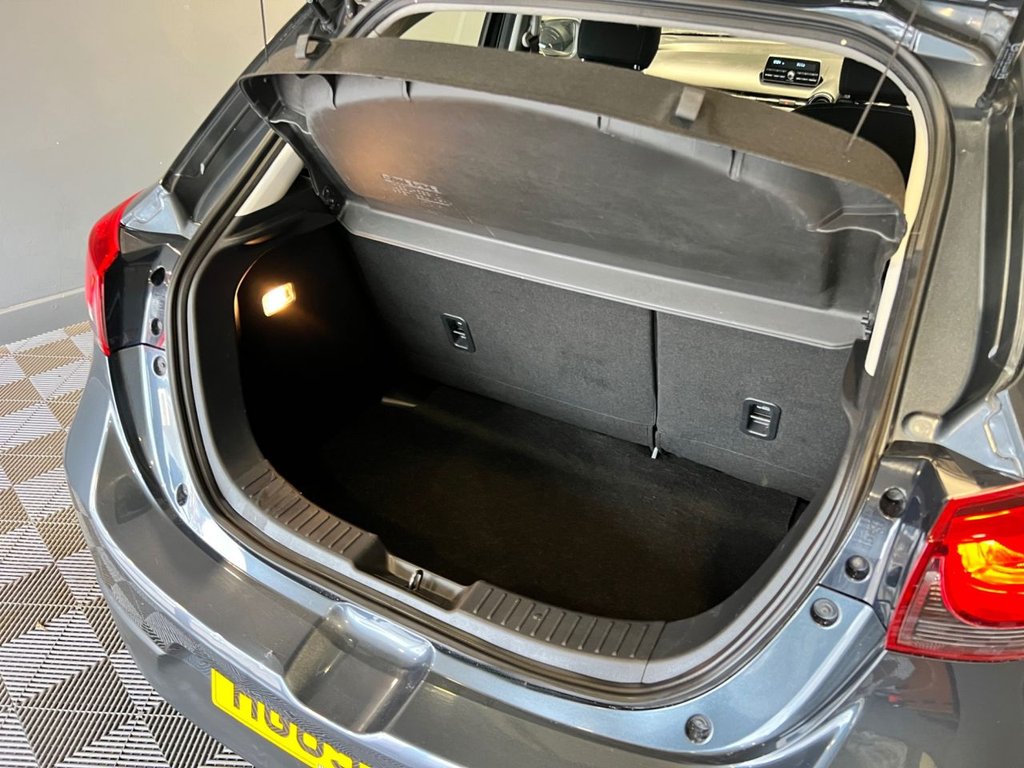 Used Mazda Mazda2 2015 for sale - 76496858: Photo 28