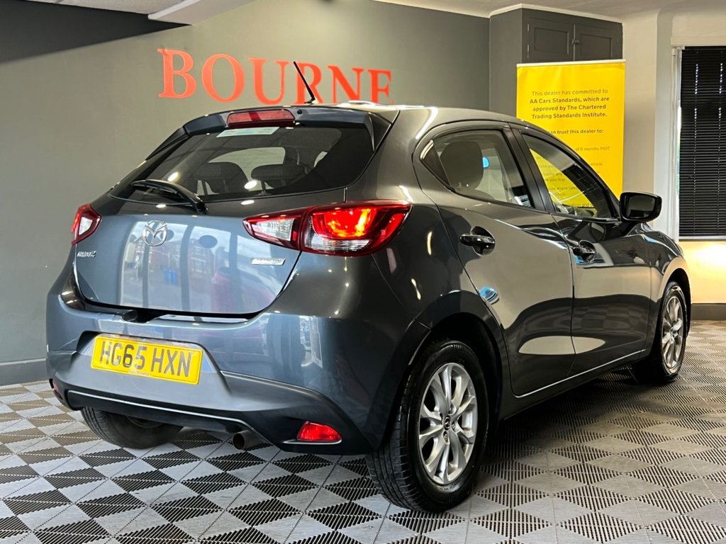 Used Mazda Mazda2 2015 for sale - 76496858: Photo 4