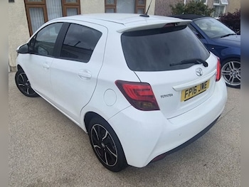 Used Toyota Yaris 2016 for sale - 78863748: Photo