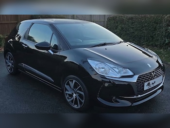 2018 (68) - 1.2 PureTech GPF Connected Chic Hatchback 3dr Petrol EAT6 Euro 6 (s/s) (110