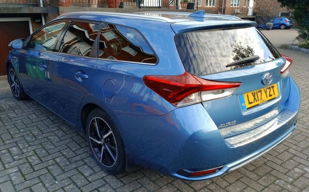 Used Toyota Auris 2017 for sale - 76454484: Photo 5