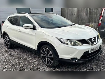 Used Nissan Qashqai 2015 for sale - 77879940: Photo