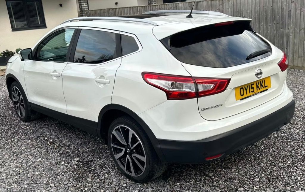 Used Nissan Qashqai 2015 for sale - 77879940: Photo 3