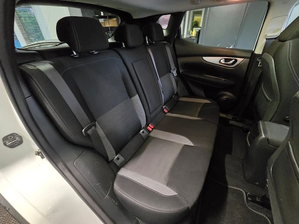 Used Nissan Qashqai 2017 for sale - 76223122: Photo 11