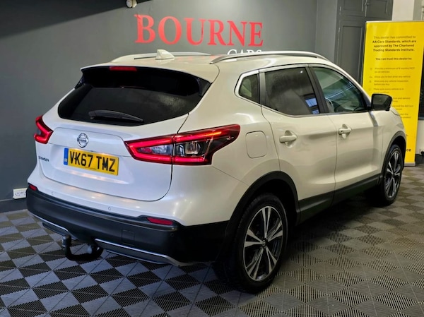 Used Nissan Qashqai 2017 for sale - 76223122: Photo 4