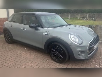 MINI Hatch feature image