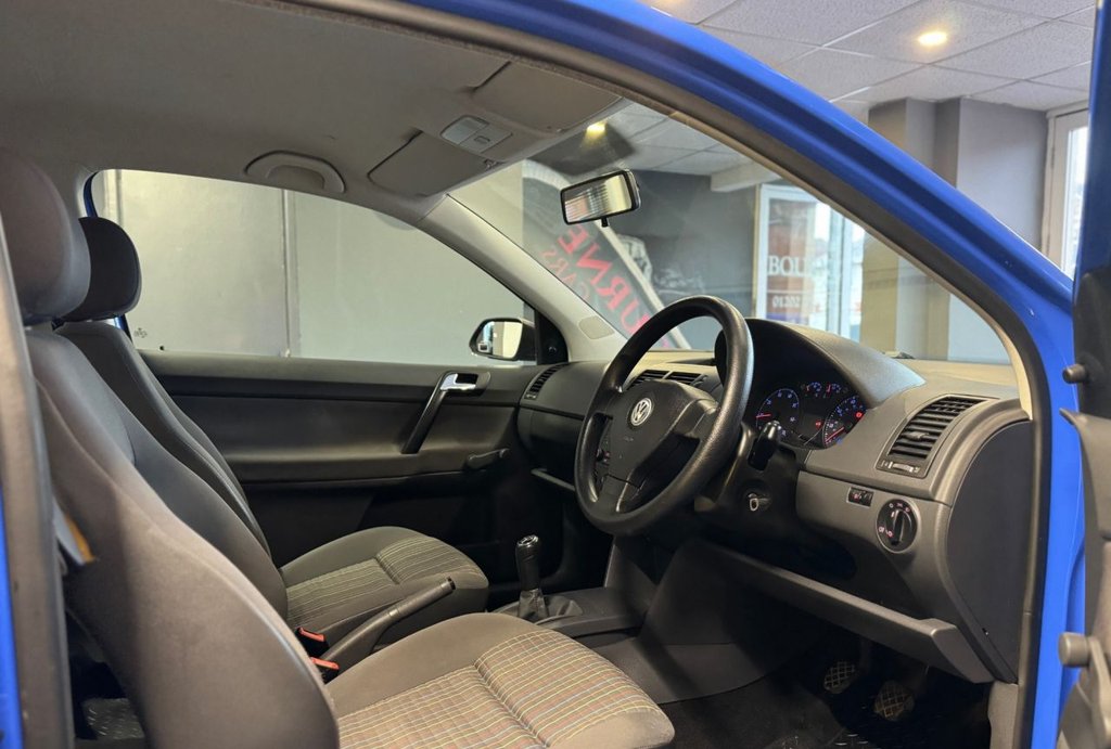 Used Volkswagen Polo 2008 for sale - 76323405: Photo 10