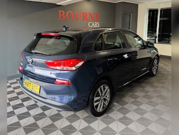 Used Hyundai i30 2017 for sale - 78702287: Photo