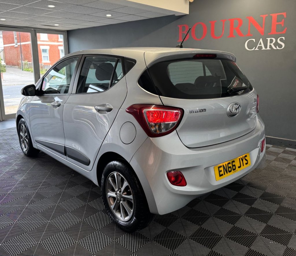 Used Hyundai i10 2017 for sale - 78167609: Photo 3