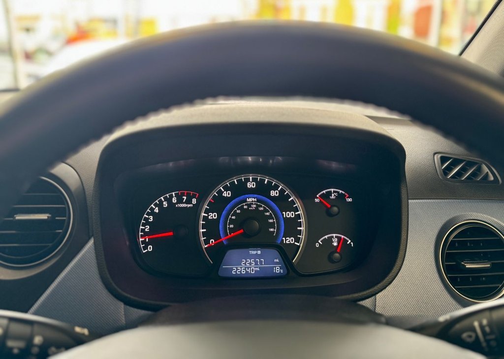 Used Hyundai i10 2017 for sale - 78167609: Photo 6