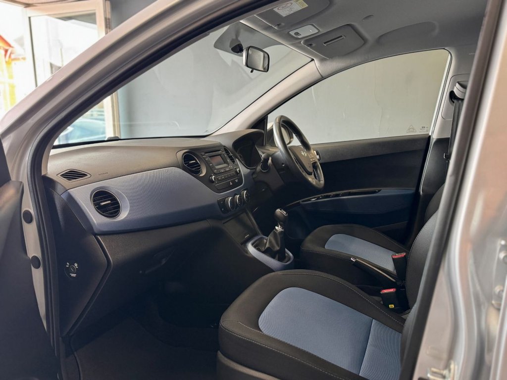 Used Hyundai i10 2017 for sale - 78167609: Photo 7