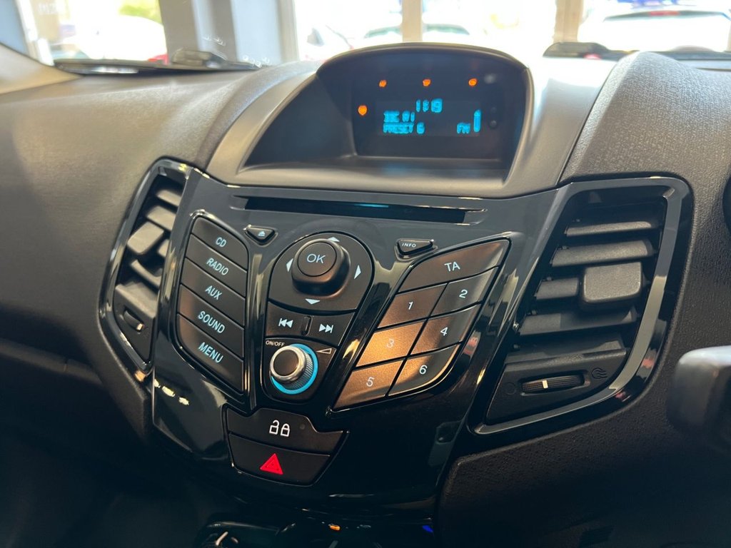 Used Ford Fiesta 2013 for sale - 76147840: Photo 19