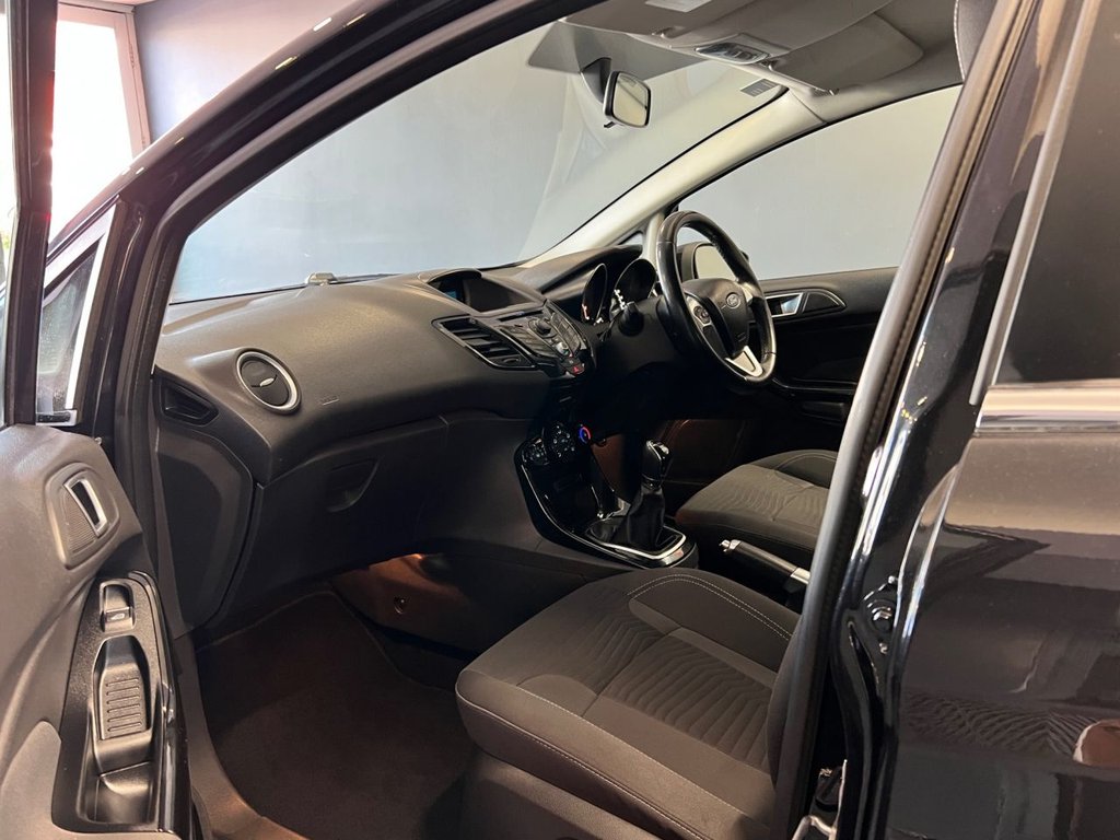 Used Ford Fiesta 2013 for sale - 76147840: Photo 5