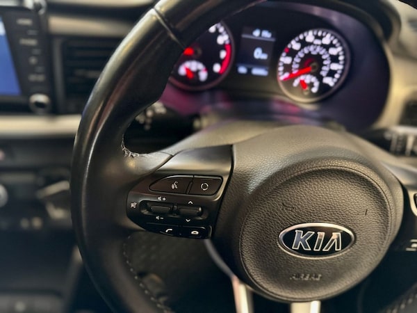Used Kia Stonic 2018 for sale - 75597292: Photo 19