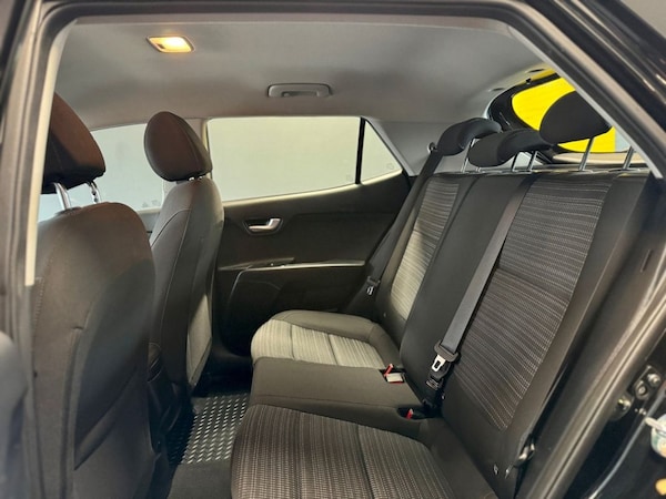 Used Kia Stonic 2018 for sale - 75597292: Photo 9