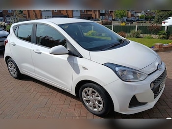 Used Hyundai i10 2018 for sale - 78444655: Photo
