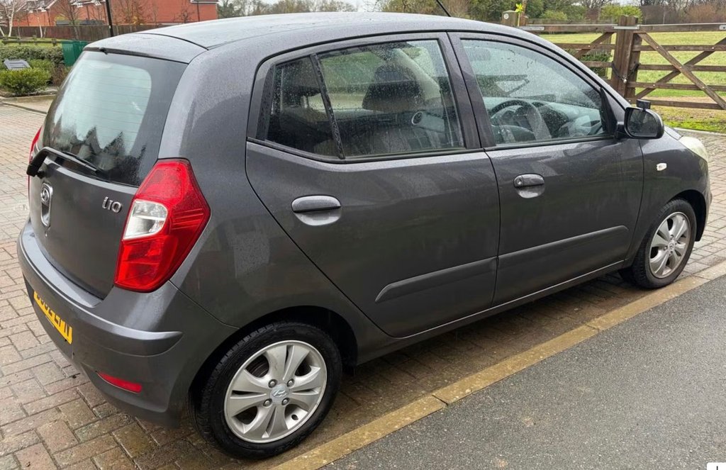 Used Hyundai i10 2012 for sale - 77302653: Photo 4