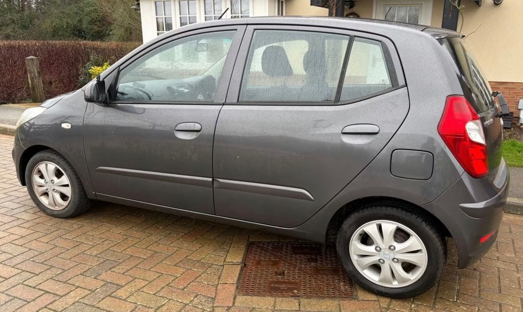 Used Hyundai i10 2012 for sale - 77302653: Photo 5