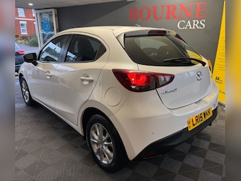 Used Mazda Mazda2 2015 for sale - 76841256: Photo