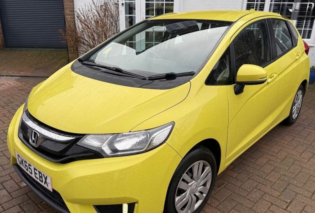 Used Honda Jazz 2015 for sale - 77693125: Photo 3