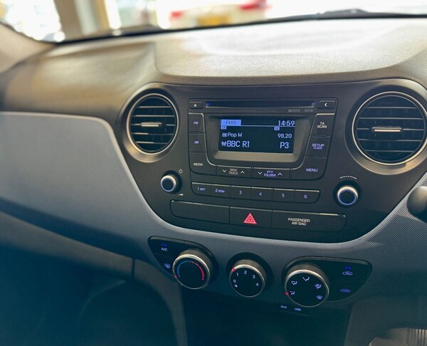 Used Hyundai i10 2016 for sale - 76235971: Photo 19