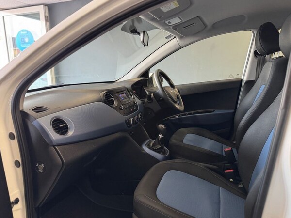 Used Hyundai i10 2016 for sale - 76235971: Photo 7