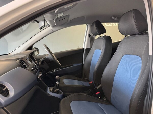 Used Hyundai i10 2016 for sale - 76235971: Photo 8