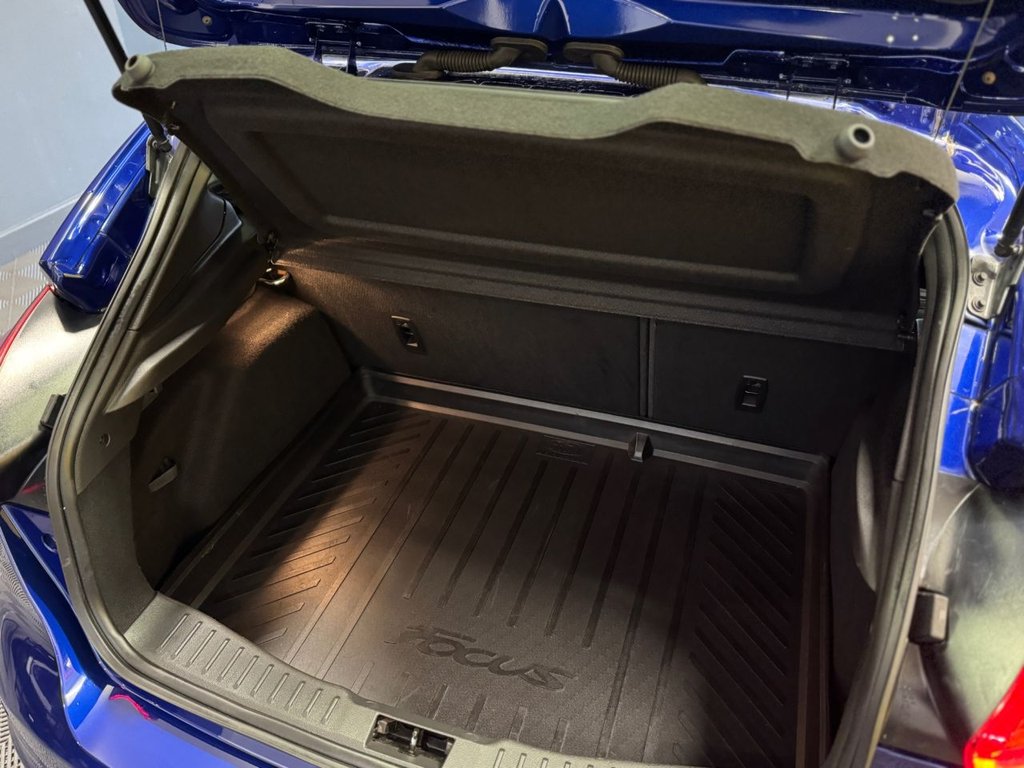 Used Ford Focus 2018 for sale - 76322998: Photo 15