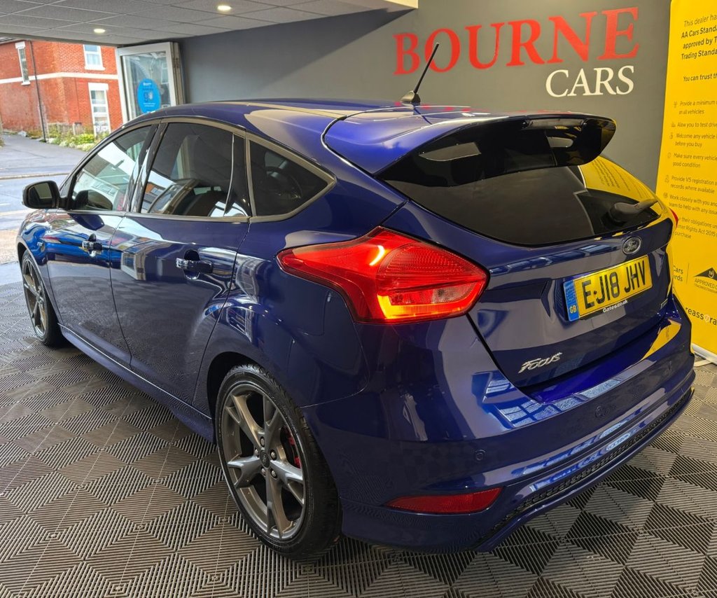 Used Ford Focus 2018 for sale - 76322998: Photo 4