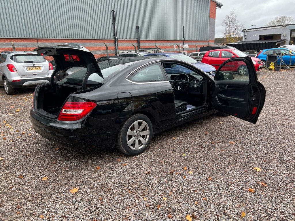 Used Mercedes-Benz C Class 2013 for sale - 76323020: Photo 33