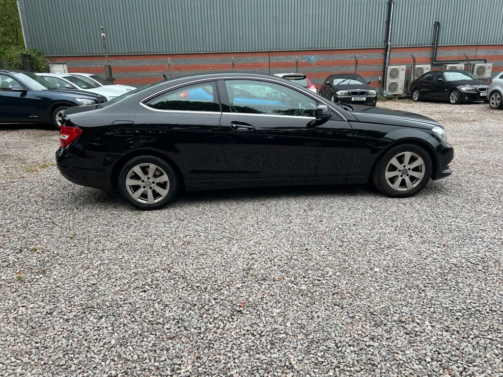 Used Mercedes-Benz C Class 2013 for sale - 76323020: Photo 8