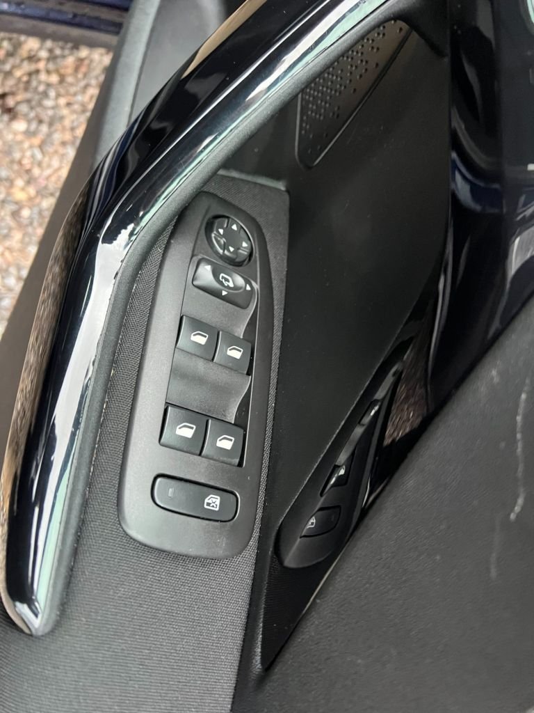 Used Peugeot 208 2019 for sale - 77680231: Photo 10