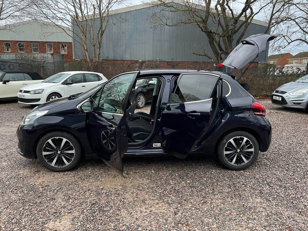 Used Peugeot 208 2019 for sale - 77680231: Photo 36