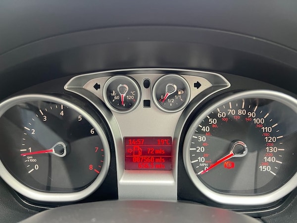 Used Ford Focus 2010 for sale - 75527950: Photo 12