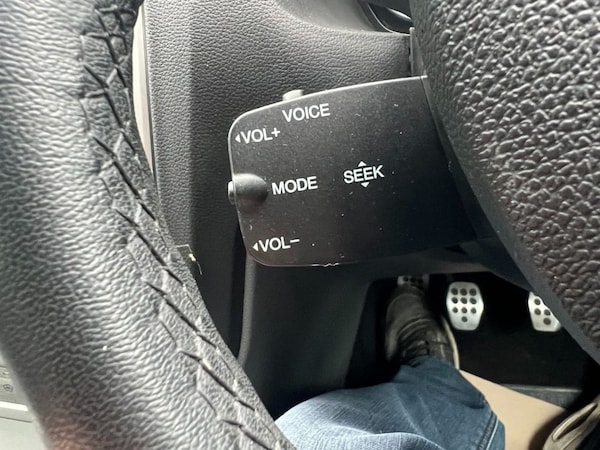 Used Ford Focus 2010 for sale - 75527950: Photo 15