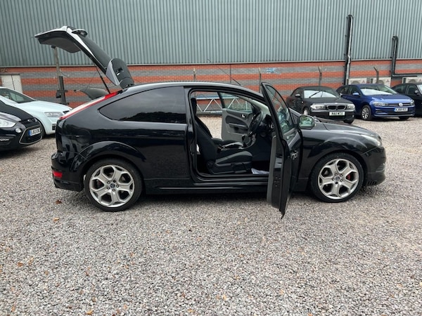 Used Ford Focus 2010 for sale - 75527950: Photo 35