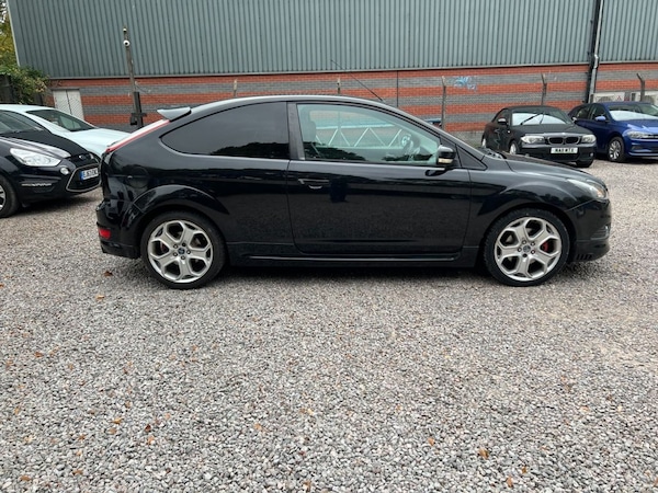 Used Ford Focus 2010 for sale - 75527950: Photo 9