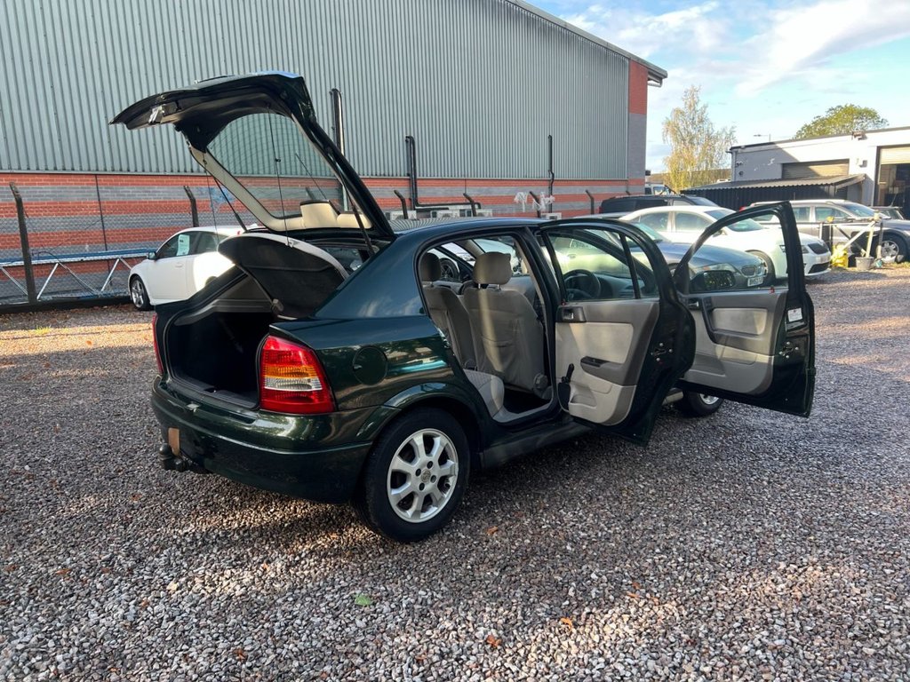Used Vauxhall Astra 2003 for sale - 76185168: Photo 33