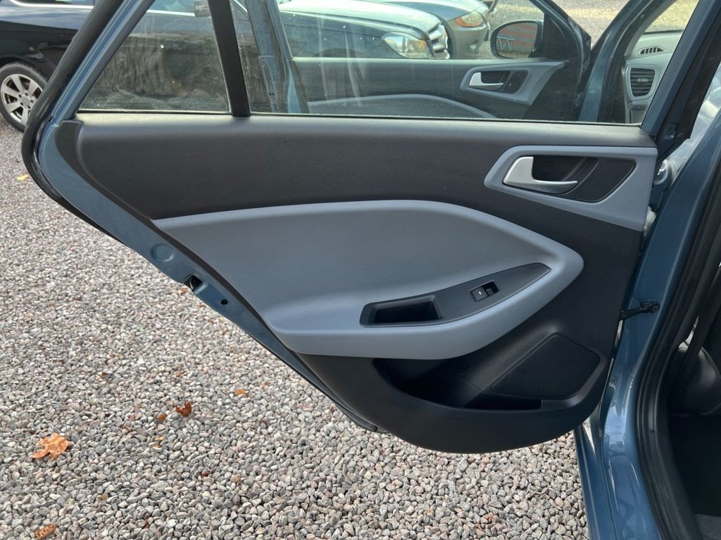 Used Hyundai i20 2017 for sale - 76367963: Photo 28