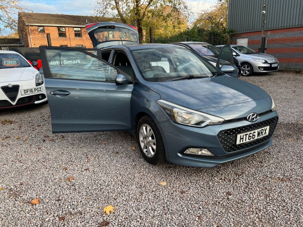 Used Hyundai i20 2017 for sale - 76367963: Photo 33