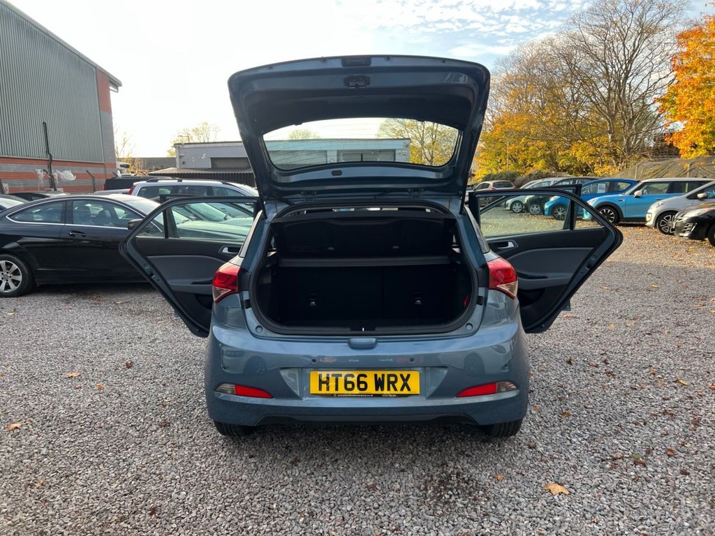 Used Hyundai i20 2017 for sale - 76367963: Photo 38