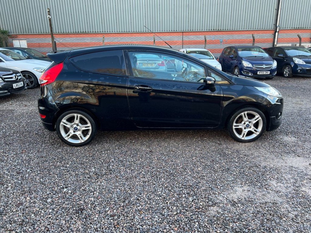 Used Ford Fiesta 2012 for sale - 77250313: Photo 9