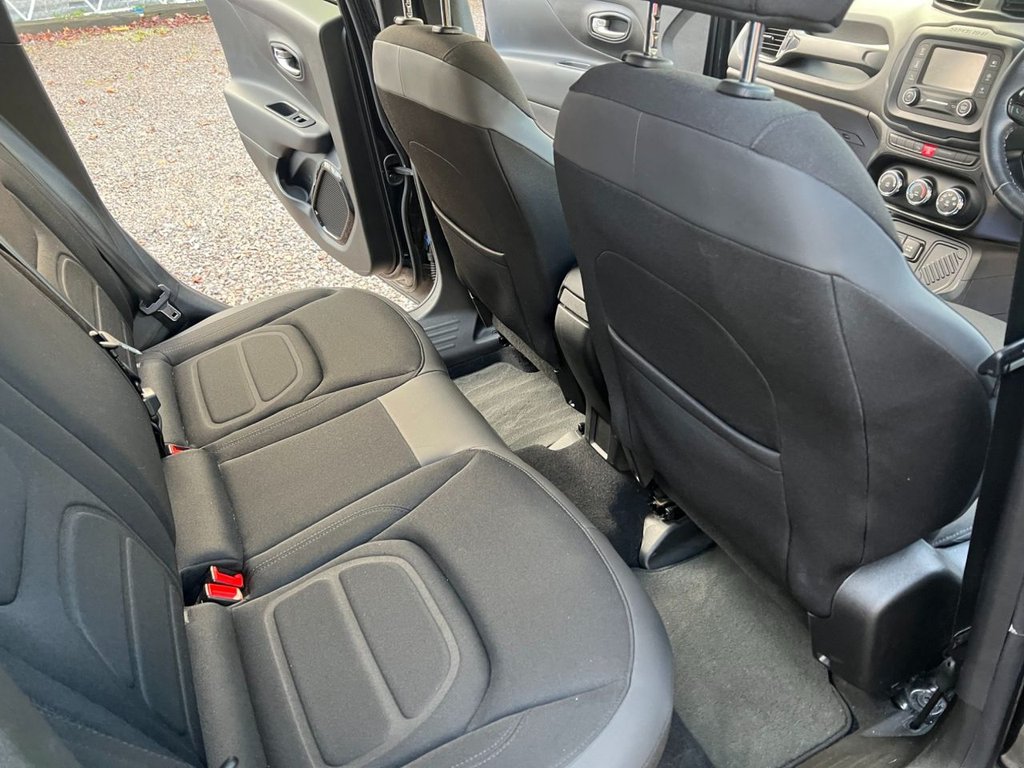 Used Jeep Renegade 2016 for sale - 76841336: Photo 29