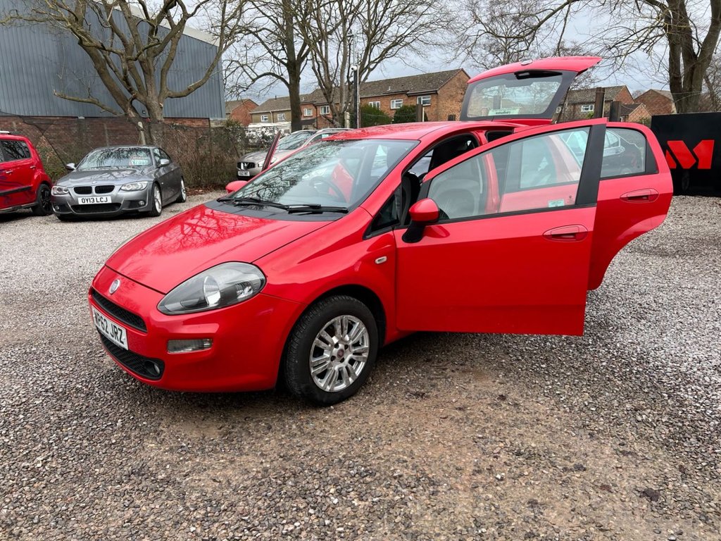 Used Fiat Punto 2012 for sale - 77572004: Photo 31