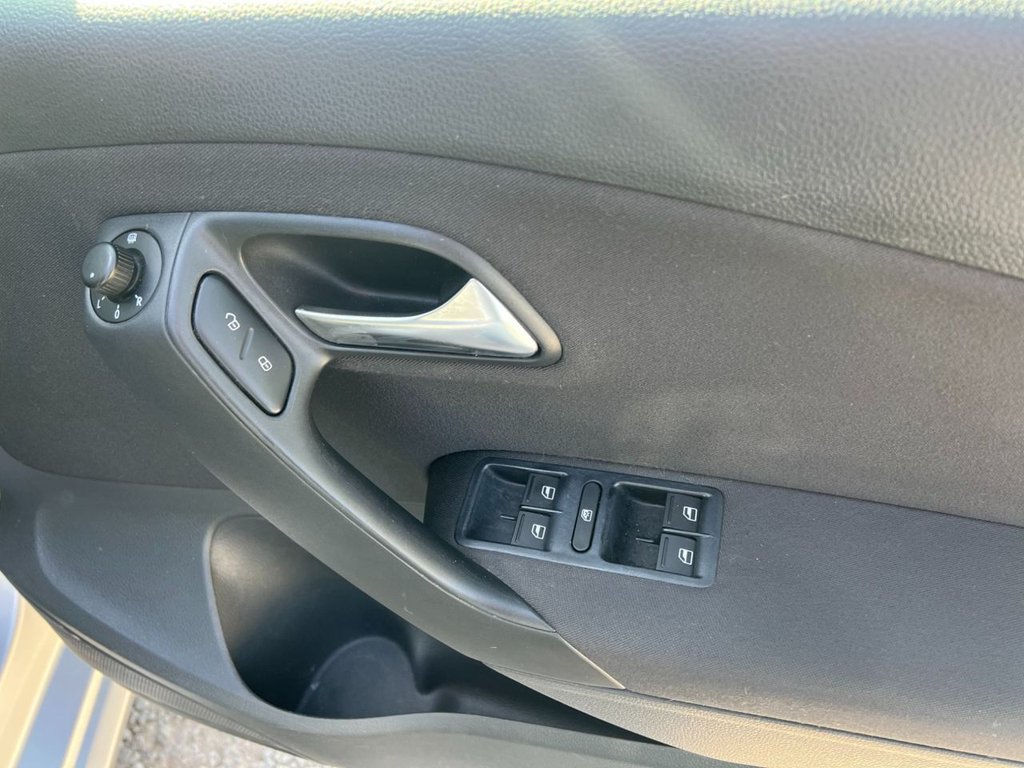 Used Volkswagen Polo 2012 for sale - 78212517: Photo 10