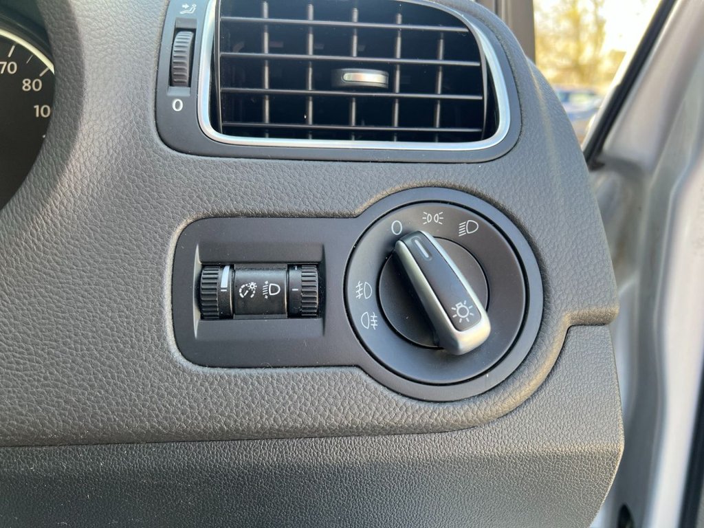 Used Volkswagen Polo 2012 for sale - 78212517: Photo 11