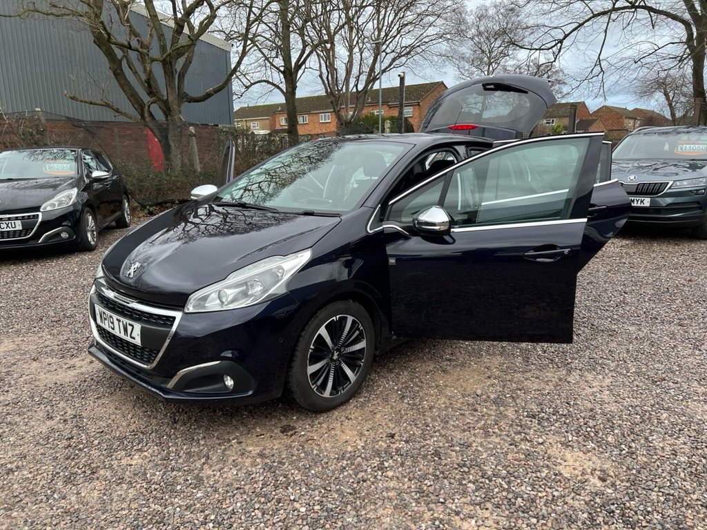 Used Peugeot 208 2019 for sale - 77139927: Photo 35